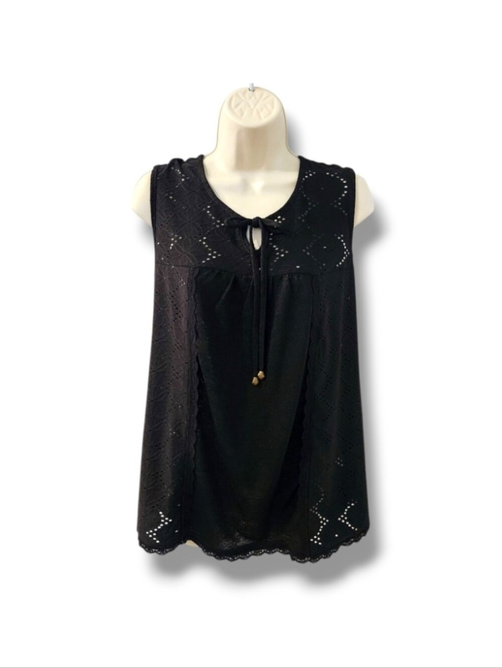 One World Lazer Cut Boho Style Sleeveless Top | Medium